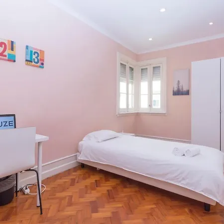 Apartment Houze 7 Bedroom Apartment In Charming Lapa